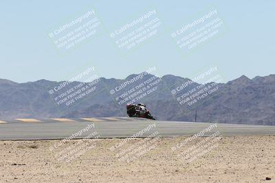 media/Apr-20-2025-CVMA (Sun) [[39090e8767]]/Race 9-Formula LW Twins Shootout/